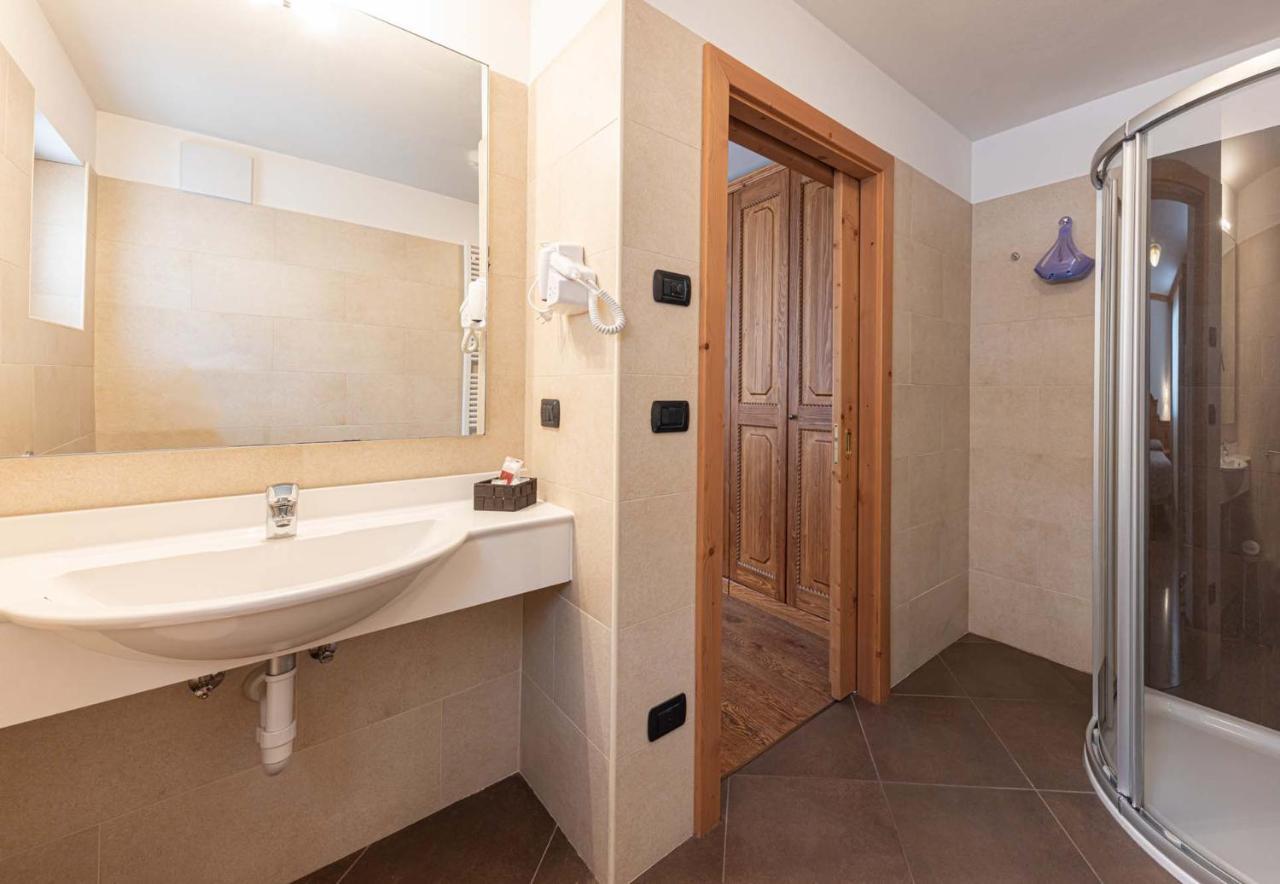 Residence Adler San Martino Di Castrozza Luaran gambar