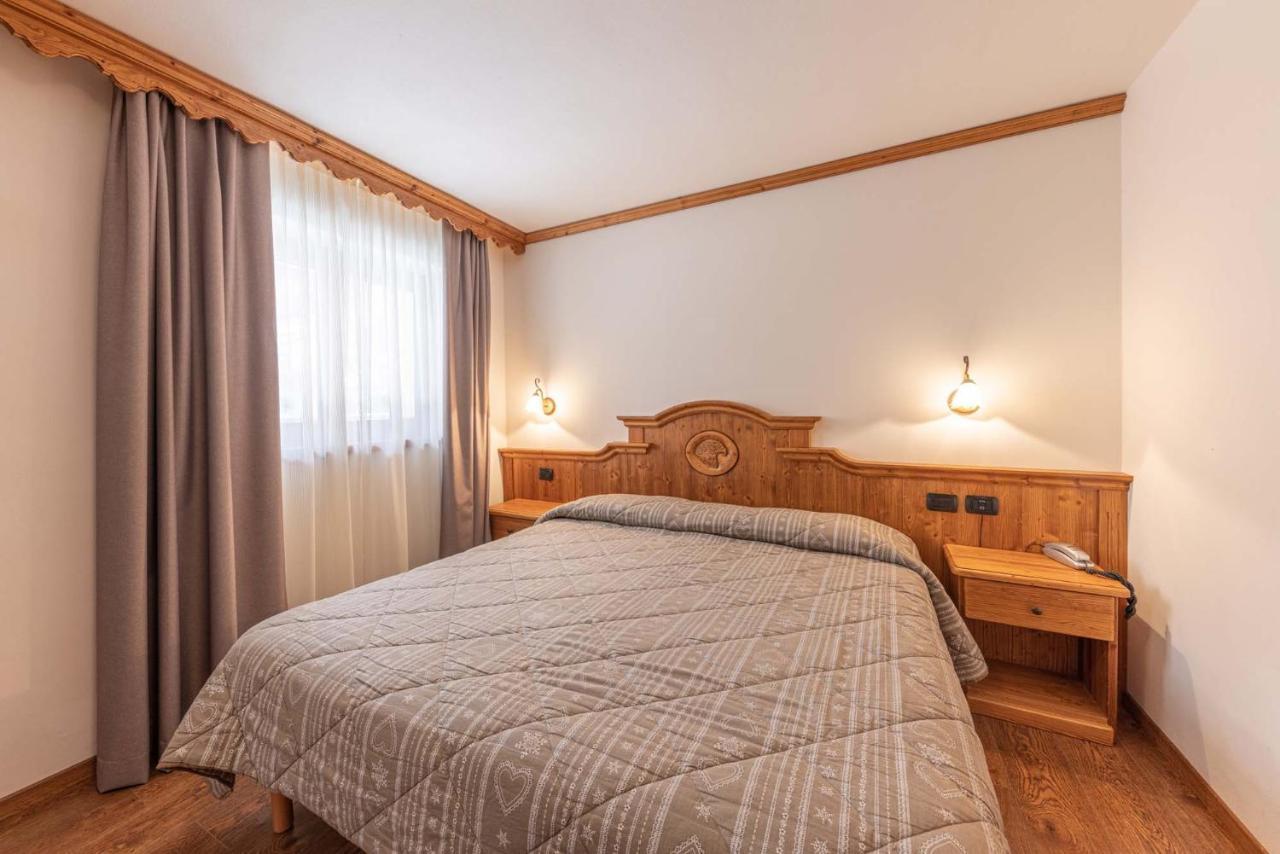 Residence Adler San Martino Di Castrozza Luaran gambar