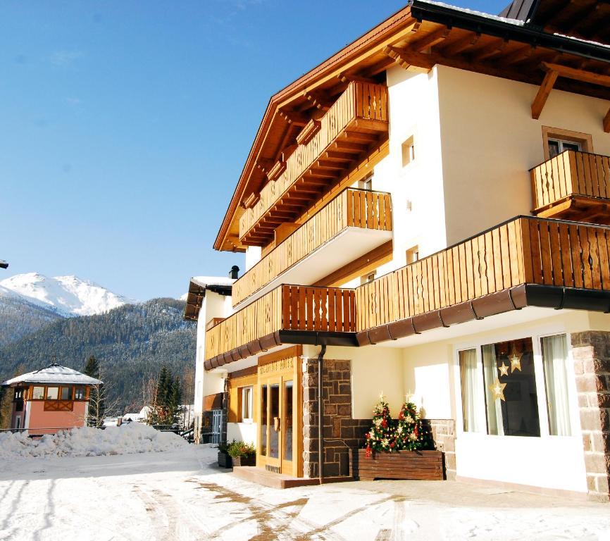 Residence Adler San Martino Di Castrozza Luaran gambar
